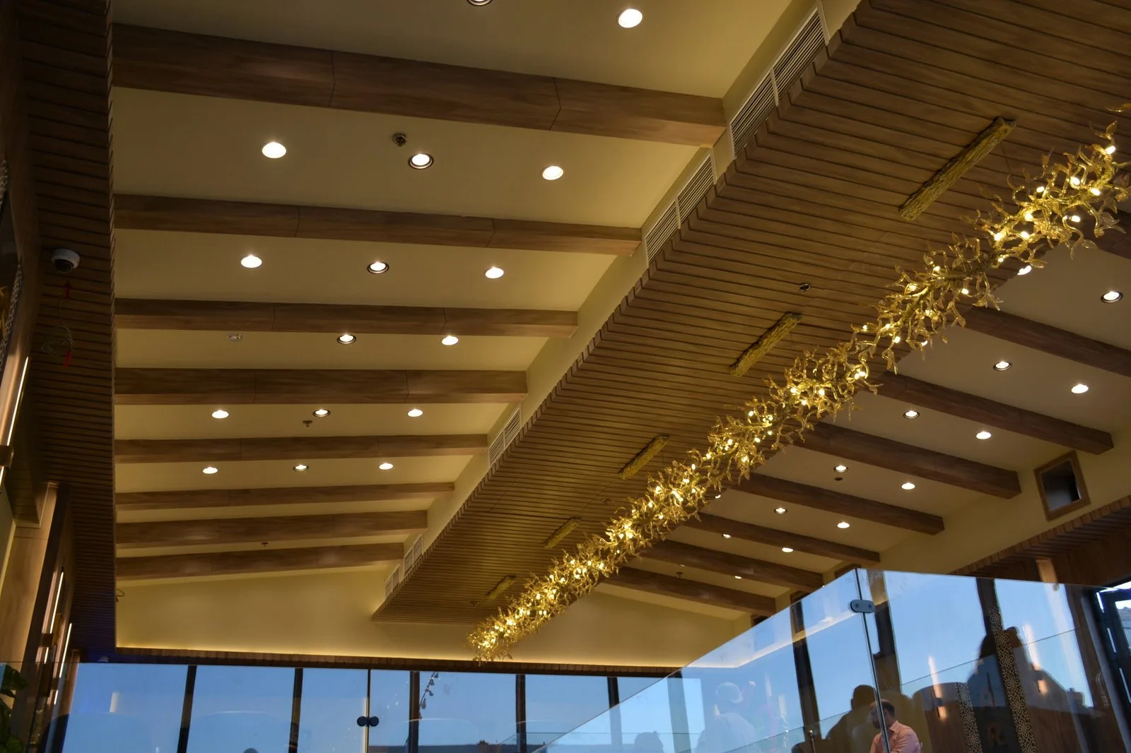 Architectural Ceilings & Integrated Lighting